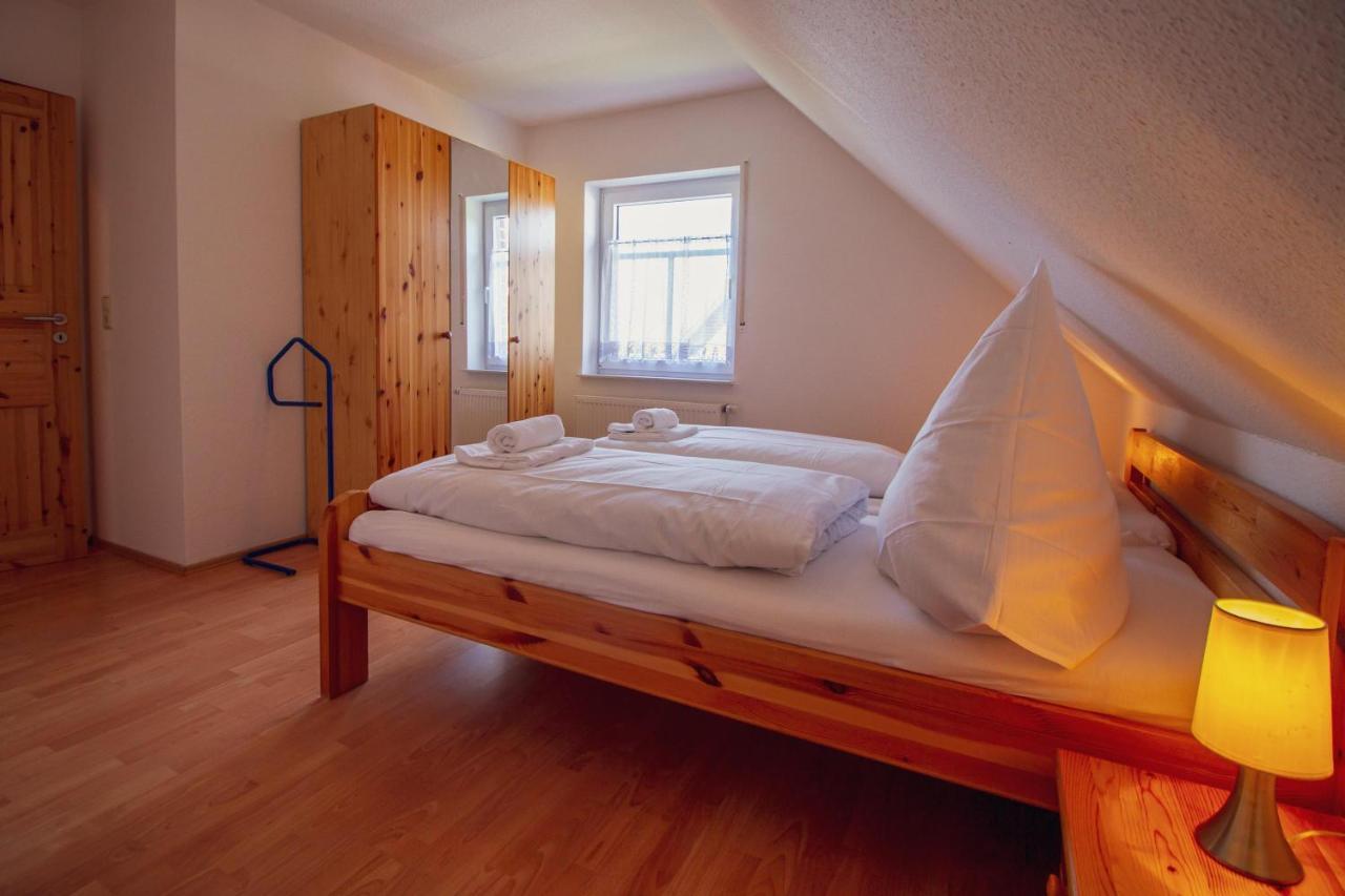 Apartamento Haus Leuchtturm - Flut Krummhörn Exterior foto