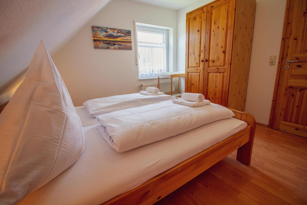 Apartamento Haus Leuchtturm - Flut Krummhörn Exterior foto